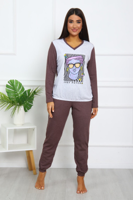 №060.1 Костюм с брюками коричневый