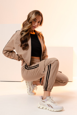 d78904de-809b-4fbf-bf9a-91963a577045